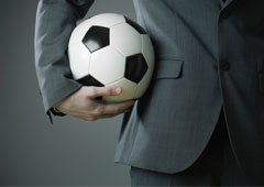Jugar partidos de fútbol – Nueva colaboración con la revista “Legal Today”